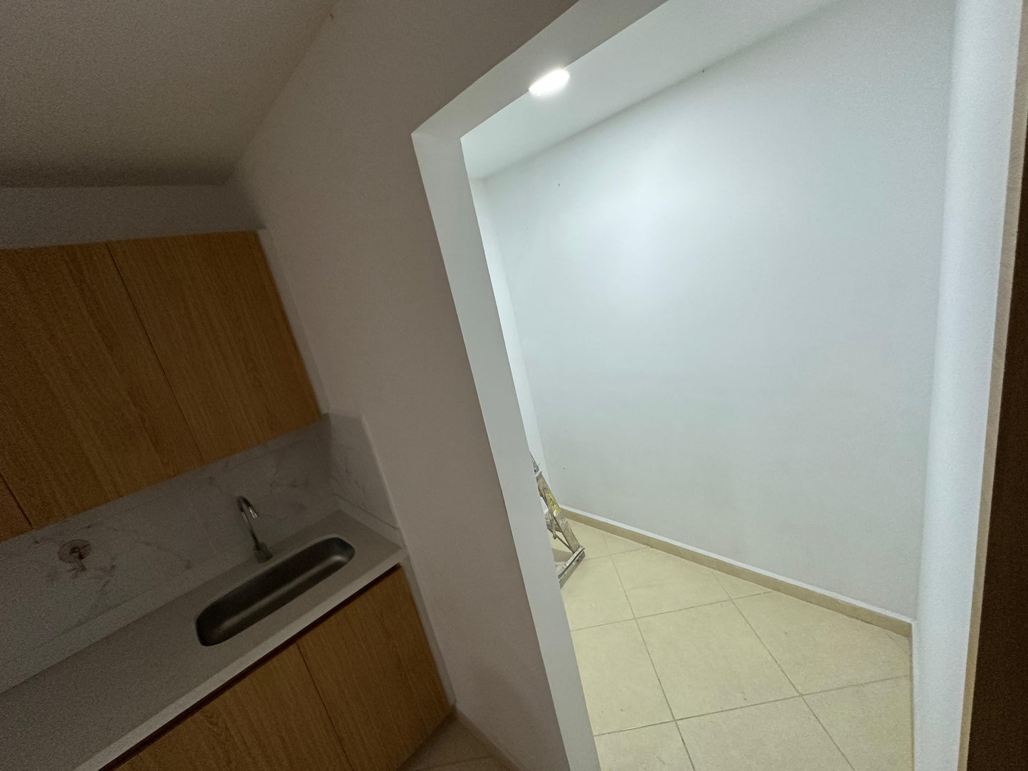 Primer Piso Interno en Edificio Lourdes Las Brisas - Itagüí - Arrendamientos Viventi S.A.S