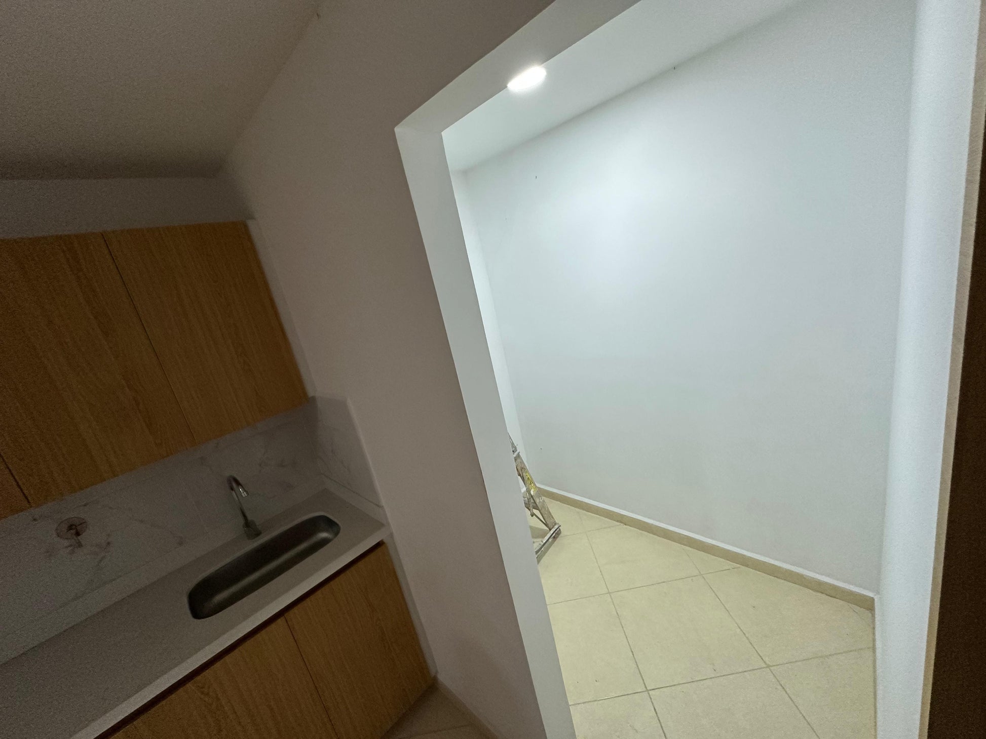 Primer Piso Interno en Edificio Lourdes Las Brisas - Itagüí - Arrendamientos Viventi S.A.S