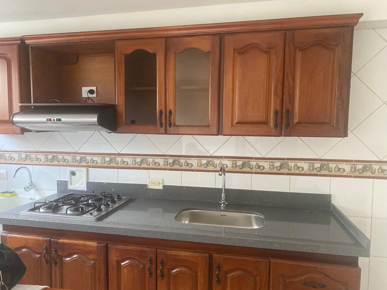 Apartamento Colina de Asis Cerca al Estadio Ditaires.