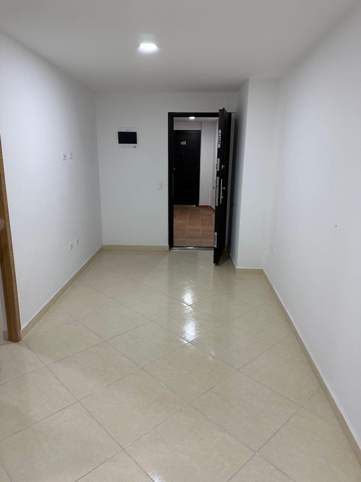 Segundo Piso Interno en Edificio Lourdes Las Brisas - Itagüí - Arrendamientos Viventi S.A.S